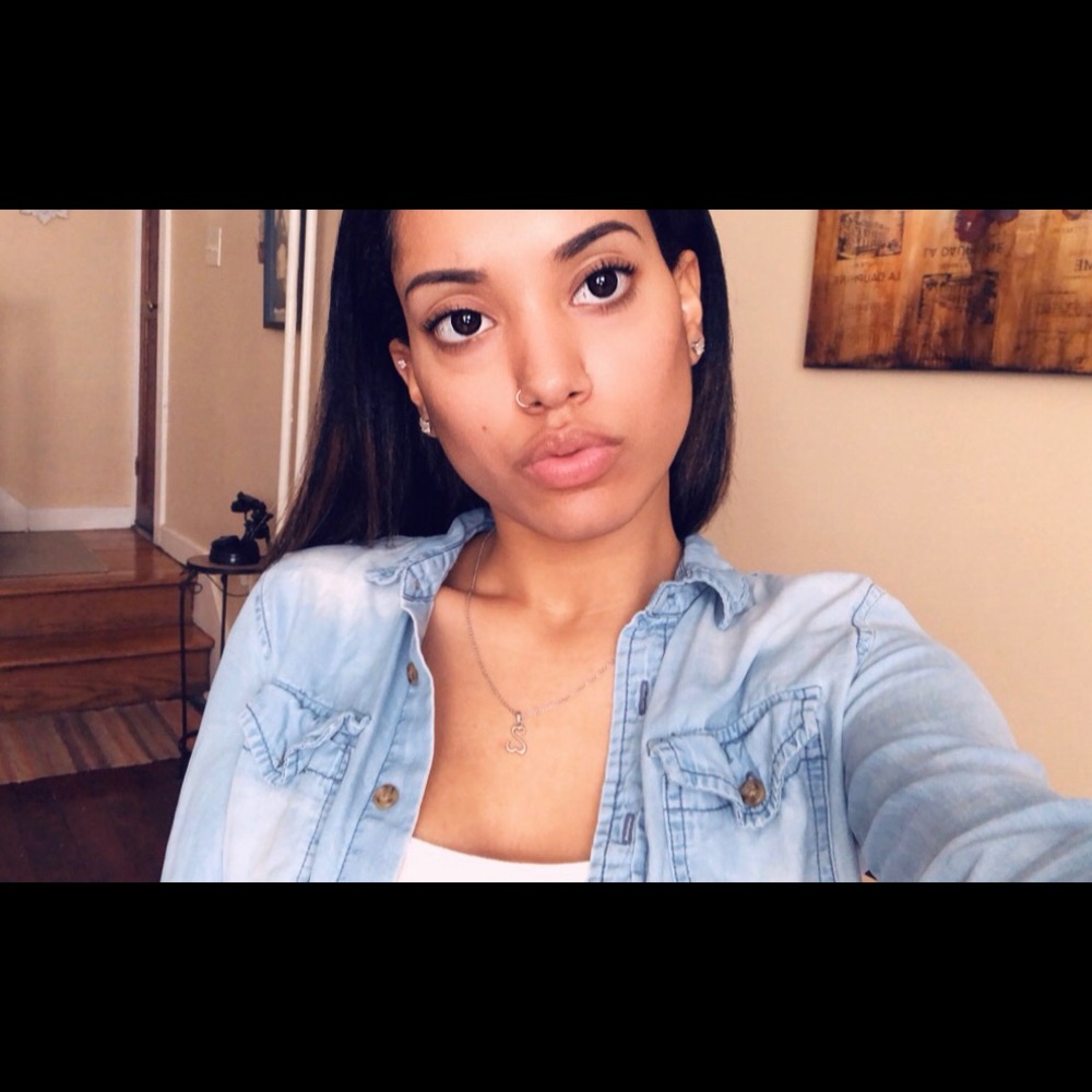 Meet your Posher, Brianna
